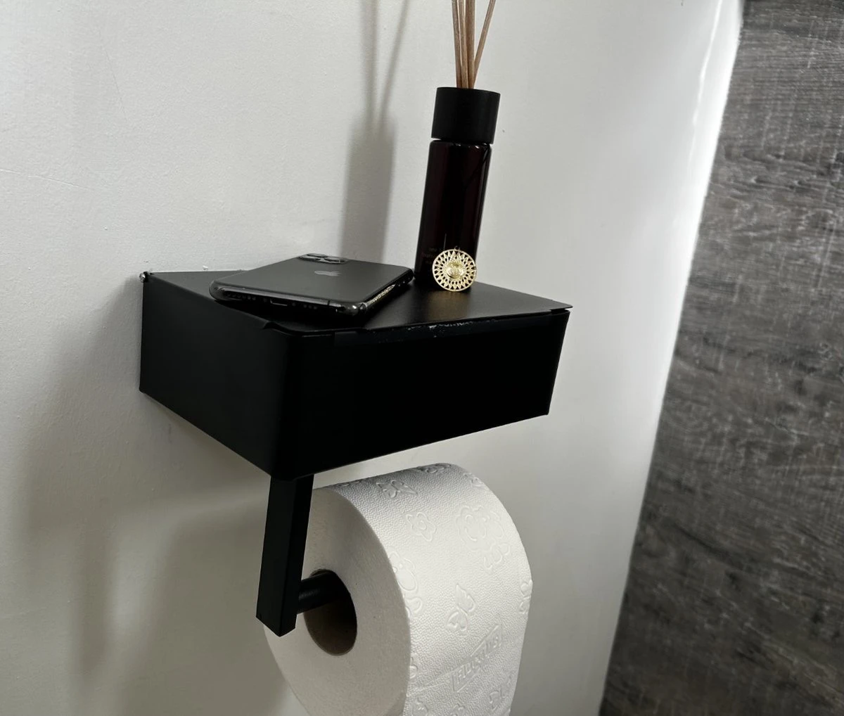 NIRAX WC Rolhouder – Toiletrolhouder - Zwart - RVS - Met Bakje Voor Vochtig Toiletpapier - Zonder Boren - Zelfklevend - Toilet Accessoires - Badkamer Accessoire - Toiletpapier Houder - Afbeelding 2