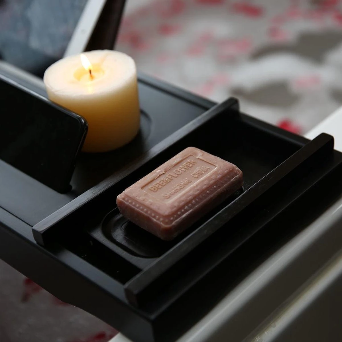 Merkloos Decopatent® Badplank - Uitschuifbaar 75 -> 110 Cm - Verstelbaar Bamboe Badrekje Voor In Bad - Boekenhouder - Tablethouder - Zwart - Afbeelding 5