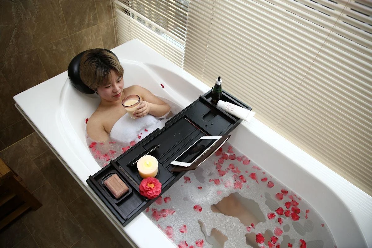 Merkloos Decopatent® Badplank - Uitschuifbaar 75 -> 110 Cm - Verstelbaar Bamboe Badrekje Voor In Bad - Boekenhouder - Tablethouder - Zwart - Afbeelding 6