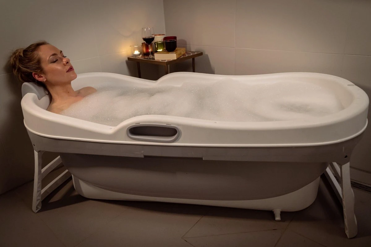 HelloBath Opvouwbaar Zitbad - Bath Bucket - 148cm - 220L - Extra Lang - Incl. Badkussen & Opberghoes - Afbeelding 7