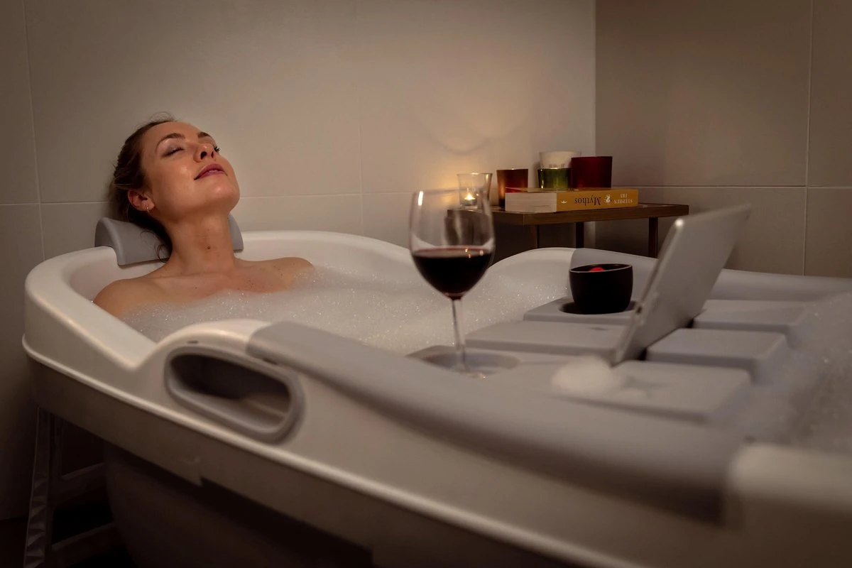 HelloBath Opvouwbaar Zitbad - Bath Bucket - 148cm - 220L - Extra Lang - Incl. Badkussen & Opberghoes - Afbeelding 9