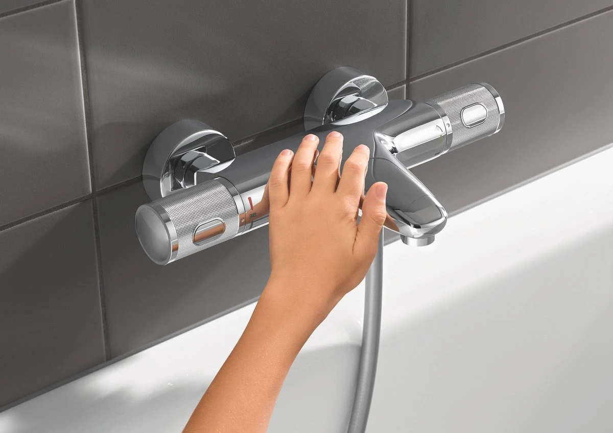GROHE QuickFix Precision Feel Themostatische Badkraan - EcoJoy® - CoolTouch - 15 Cm - Met Koppelingen - Chroom - 34788000 - Afbeelding 8